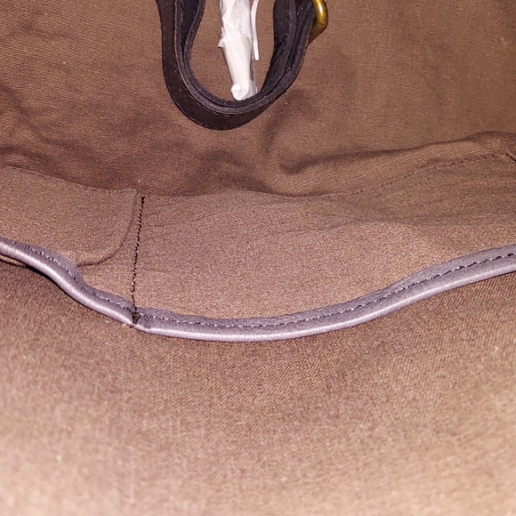 Crest by Olive Miller Leather Tote Bag / Purse. - Picture 3 of 7